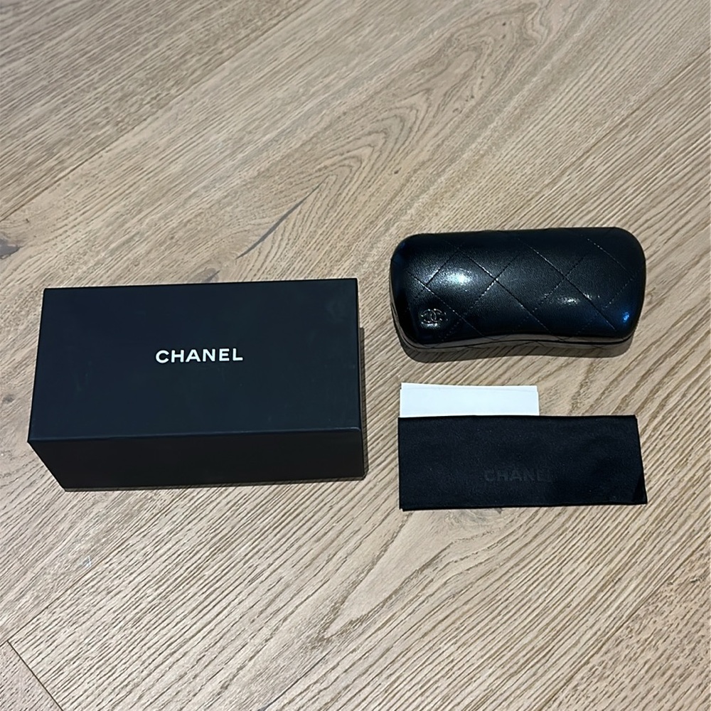 CHANEL Metal Butterfly Sunglasses 4253 Pink and Silver - Picture 5 of 9